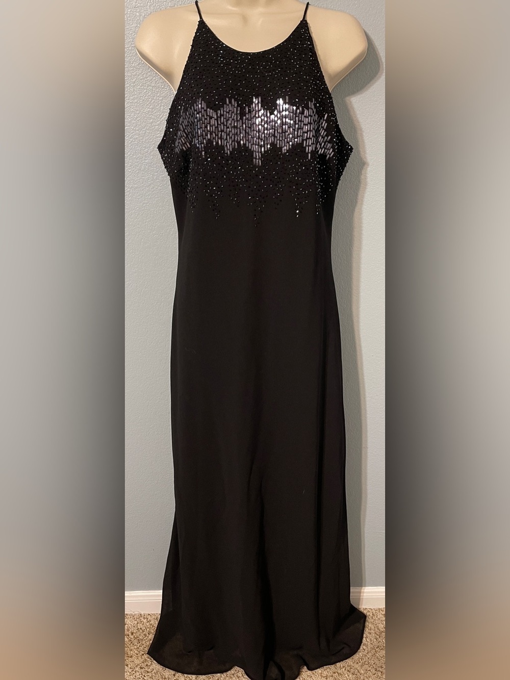 Cachet Black Beaded Chiffon Evening Gown Maxi Formal Dress Spaghetti Strap Sz 12